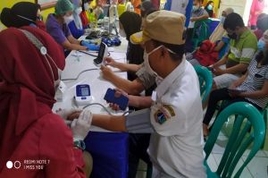 Polres Jakarta Barat Bersama Alumni SMPN 132 Gelar Vaksinasi untuk Remaja