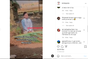 Viral Video Seorang Santri Menangis di Makam Ibunya, Tak Bisa Hadir saat Pemakaman