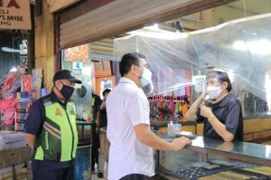 Perketat Aktivitas, Tangerang Bentuk Posko dan Tim Pengawasan Prokes Pasar