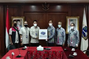 JICT Distribusikan 4.200 Paket Isoman untuk Warga Jakarta Utara