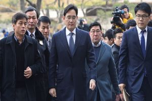 Bebas Bersyarat, Bos Samsung Minta Maaf dan Janji Kerja Keras
