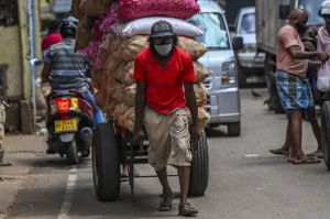 Sri Lanka Umumkan Darurat Ekonomi: Harga Pangan Meroket Saat Nilai Mata Uang Jatuh