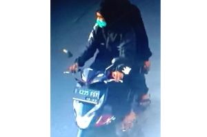 Beraksi Siang Bolong, Pencurian Sepeda Motor Terekam CCTV di Tambun