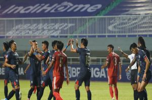Hasil Liga 1 2021-2022 PSM vs Arema: Juku Eja Gagal Jinakkan 10 Pemain Singo Edan