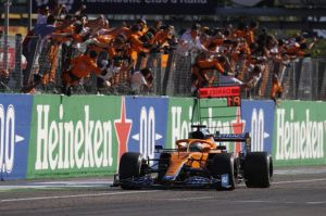 Hasil Formula 1 GP Italia 2021: Ricciardo Juara, Verstappen dan Hamilton Kecelakaan