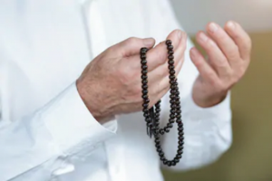 4 Hadis Tentang Doa Mustajab