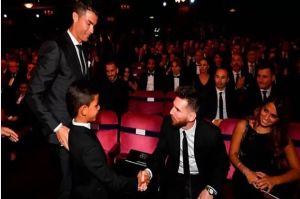 Kocak! Anak Ronaldo Nggak Percaya Ketemu Lionel Messi, Cristiano Jr: Itu Bukan Messi, Dia Pendek!