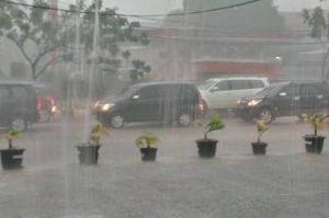 Cuaca Hari Ini, Waspadai Hujan Disertai Angin Kencang di Jaksel dan Jaktim