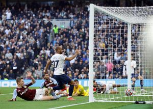 Hasil Tottenham vs Aston Villa: Gol Bunuh Diri Warnai Kemenangan Spurs