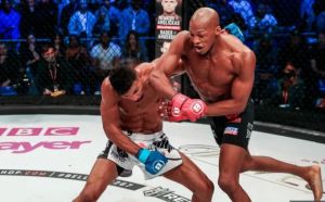 Habisi Mantan Jawara UFC, Venom Balas Kekalahan KO Brutal