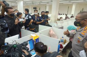Penggerebekan Kantor Pinjol di Cipondoh, 3 Orang Ditetapkan Tersangka