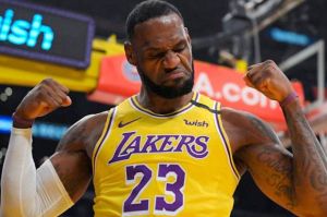 Bantu Lakers Bangkit, LeBron James Menjelma Mimpi Buruk Mantan