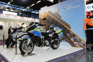 BMW Motorrad Tampilkan Dua Motor Polisi Futuristis dan Sporty