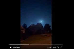Meteor Berkecepatan 33.000 Mil Per Jam Melintasi dan Menerangi Langit North Carolina