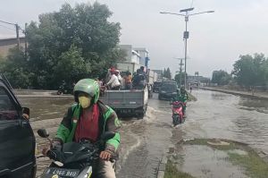 Uji Coba Kesiapan Personel, Pemkot Jakut Gelar Simulasi Bencana Banjir di Rorotan