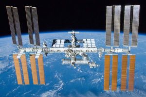 8 Kali Kecepatan Peluru, Puing Satelit Rusia Bisa Hancurkan Stasiun Luar Angkasa Internasional