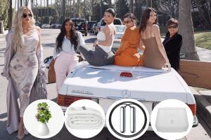 Intip Kado Natal Mewah dari Keluarga Kardashian-Jenner, Kim Paling Hemat Hanya Siapkan LED SmartRope
