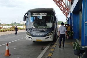 PPKM Level 3 Nataru, Perusahaan Otobus Kampung Rambutan Menjerit