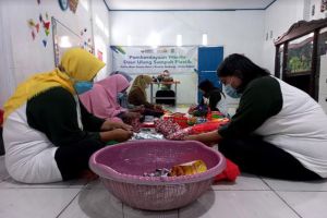 MNC Sekuritas Berharap CSR Bermanfaat Bagi Ibu-ibu di Bantar Gebang Bekasi