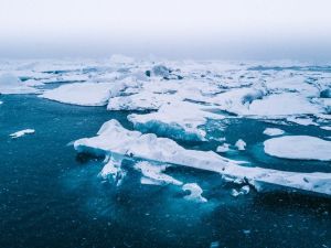 Arktik Mencair, Ahli Sebut Virus Purba Ini Lebih Menakutkan