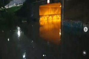 Banjir Rendam Kolong Tol Meruya, 6 Jam Diprediksi Surut