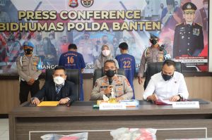 Rusak Ruang Kerja Gubernur Banten 2 Buruh Ditangkap Polisi