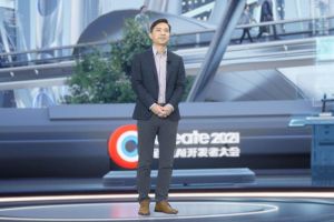 CEO Baidu Ungkap Mobil Robot JiDU Akan Dipasarkan Mulai 2023