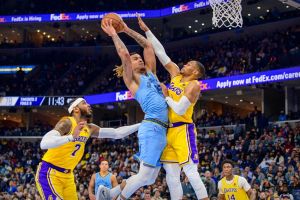 Hasil NBA, Kamis (30/12/2021): Lakers Dijegal Grizzlies, Bulls Tanduk Hawks