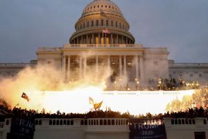 10 Skandal Politik yang Mengguncang AS dalam Setengah Abad Sejak Watergate
