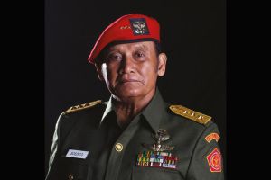 Pentolan Korps Baret Merah Letjen TNI (Purn) Soegito membagikan pengalamannya ketika menjadi Perwira Pertama RPKAD pada tahun 1964 dalam misi pertamanya untuk mengejar gerombolan DI/TII di belantara Sulawesi yang dipimpin Kahar Muzakkar.