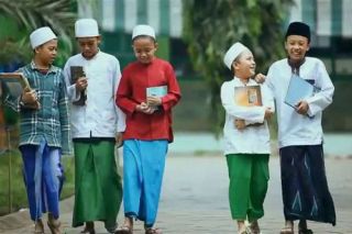 Santri Indonesia Harus Kuat dan Semangat Menuntut Ilmu