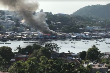 Perkampungan Nelayan di Jayapura Papua Terbakar Hebat