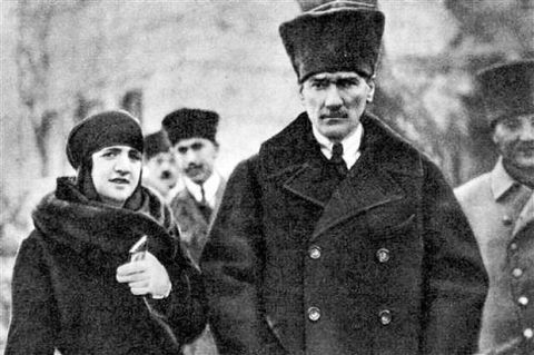 Mustafa Kemal Ataturk, Tokoh Sekuler Turki yang Berandil Meruntuhkan Kekhalifahan Utsmaniyah