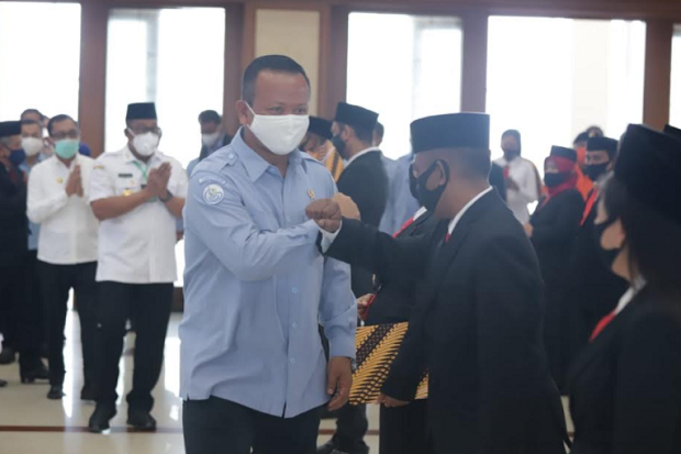 Lantik 30 PPNS Perikanan Maluku, Begini Pesan Menteri Edhy