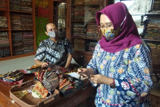 Inovasi di  Tengah Pandemi Masker Batik  Solo  Sukses Tembus 