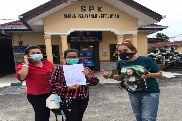 Diduga Menipu Rp250 Juta, Cabub Labura Dilaporkan Emak-emak Cantik ke Polisi