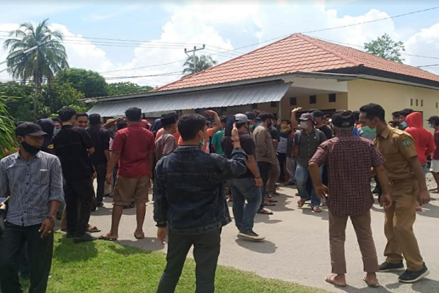 Tersangka, Polisi Periksa Wawali Kota Bima Feri Sofiyan Soal Bangun Dermaga Ilegal