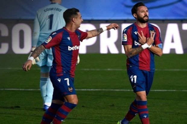 Levante Permalukan 10 Pemain Madrid