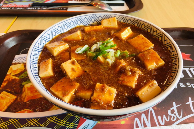 Yoshinoya Sajikan Menu Baru Beef Mapo Tofu di Bulan Ini