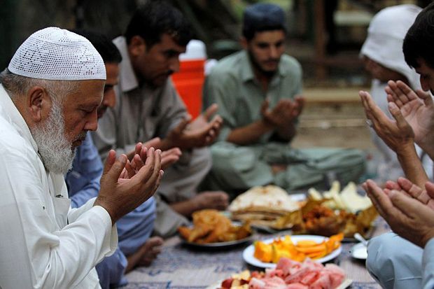 Cara Mendapatkan Rezeki Halal dan Doa yang Diajarkan Nabi