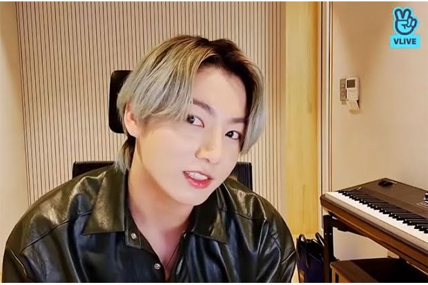 Lagi, Jungkook BTS Ubah Warna Rambut Jadi Mint dan Cokelat