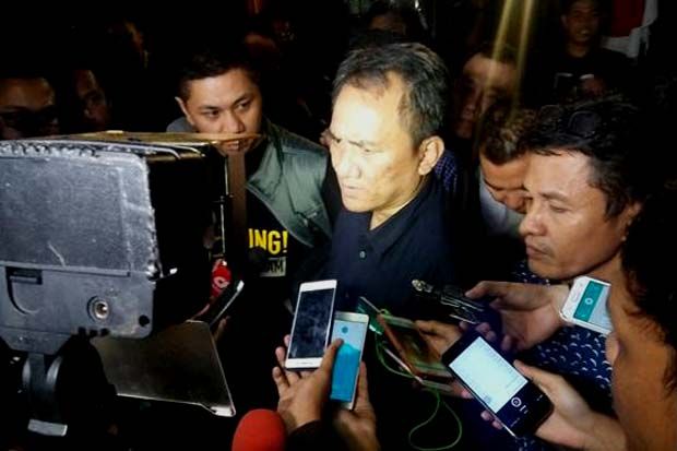 Andi Arief Berharap Pemerintah Serius Verifikasi Hasil KLB Moeldoko