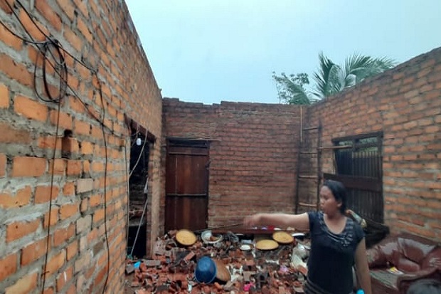 Puting Beliung Kembali Hantam 12 Rumah Warga di Bangka Selatan