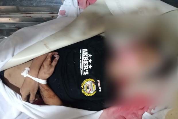 Jatuh dari Mobil Pikap di Ciledug Tangerang, Pria Berkaus AKBER'S Tewas Mengenaskan