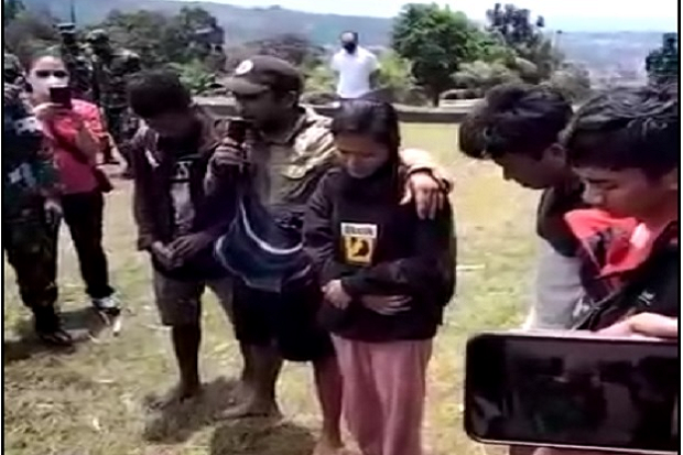Detik-detik Aksi Brutal KKB Serang Puskesmas Kiwirok Papua