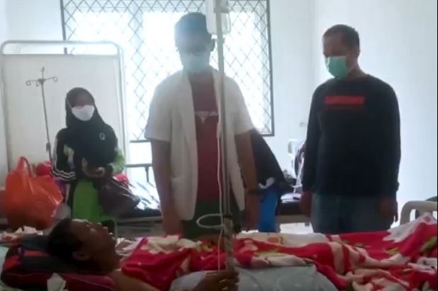 Cubit Murid Akibat Berkelahi, Kepala Sekolah di Tulangbawang Terkapar Dibacok Wali Murid