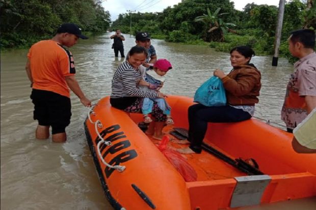 Tangani Bencana Banjir dan Longsor, Bupati Tetapkan Nias Utara Status Tanggap Darurat