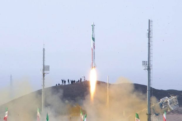 Prancis: Peluncuran Roket Luar Angkasa Iran Langgar Aturan PBB
