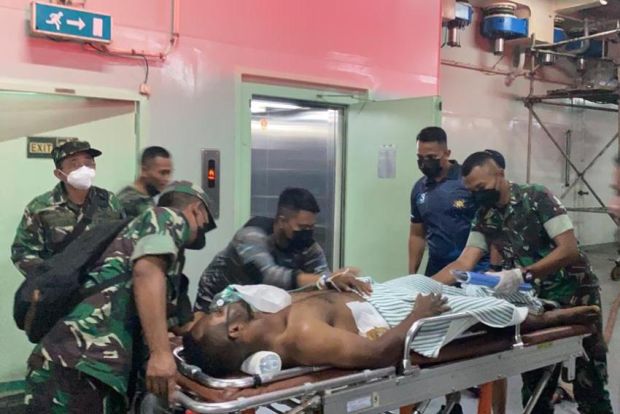 Tim Medis KRI SHS-990 Berhasil Selamatkan Nyawa 3 Prajurit TNI yang Tertembak