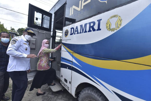 Bus Angkutan Perintis DAMRI Trayek Malangke Barat-Masamba Mulai Beroperasi